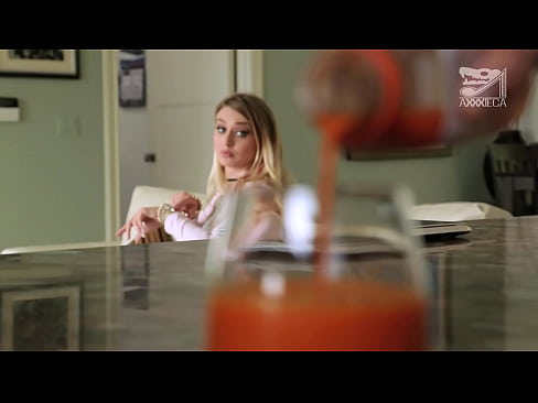 ❤️ Musikana anopisa ane matinji mahombe uye beche rakabatikana anowana jongwe kubva mukurasikirwa, asi rakaoma kwazvo ❤️  ﹏